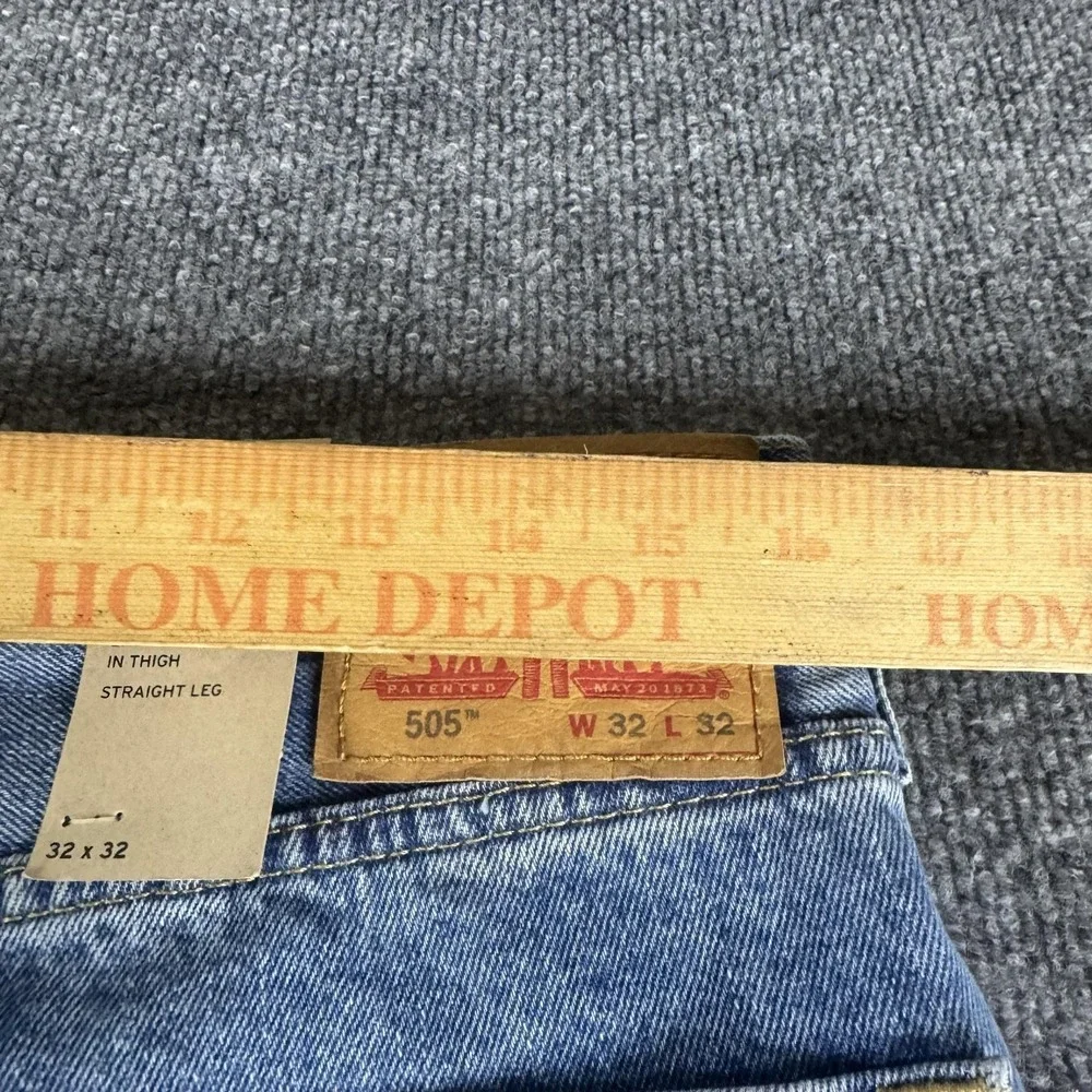 Levis 505 Jeans Mens 32x32 Blue Regular Straight Light Wash Denim Pants